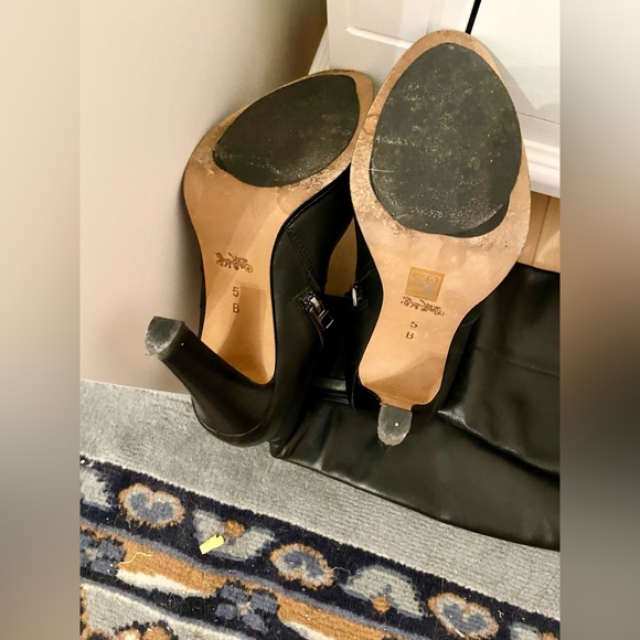 COACH leather boot heels!! Size 5❤️ - Picture 4 of 5